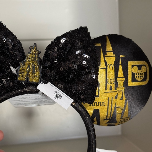Disney Ears 2024 Disney World Black And Gold Cinderella Castle  Headband New - Picture 5 of 5
